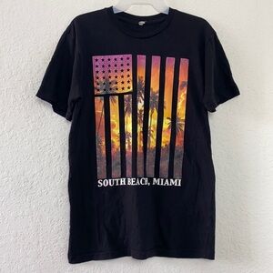 ✅Men Miami South Beach Tee Shirt Size M